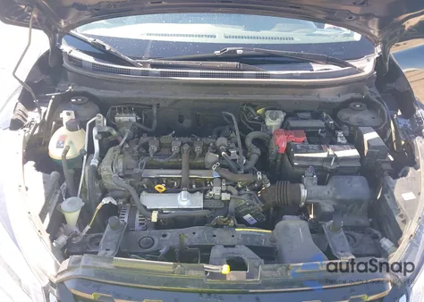 2022 Nissan Kicks S Xtronic Cvt z USA, uszkodzony, nr VIN 3N1CP5BV4NL521427